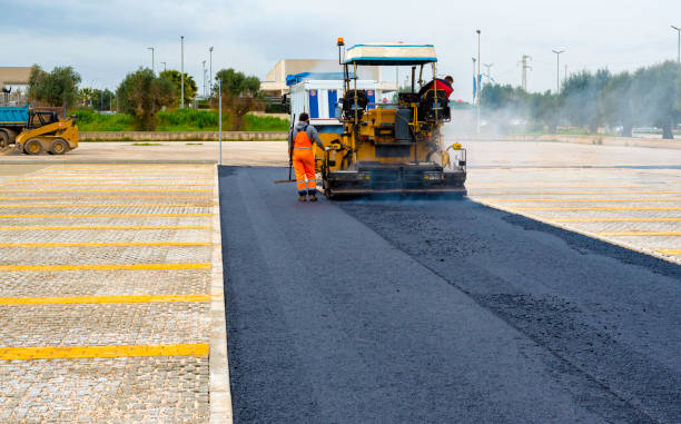 Best Driveway Pavers Near Me  in Huntgburg, IN
