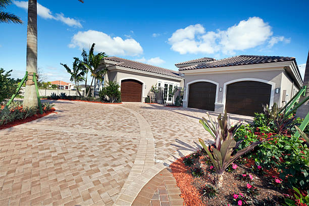 Best Driveway Resurfacing Pavers  in Huntgburg, IN