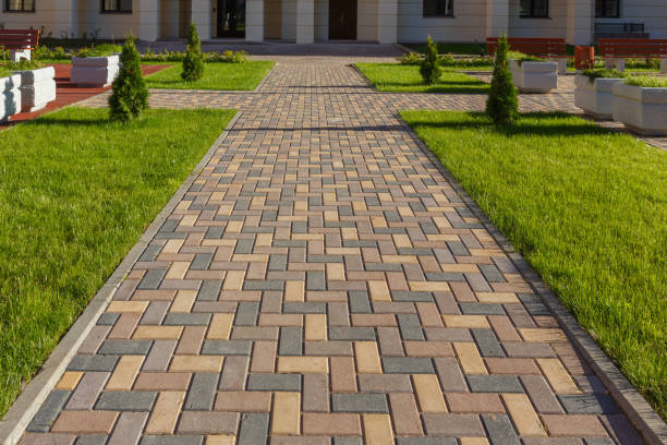 Best Driveway Pavers Near Me  in Huntgburg, IN